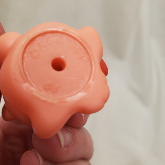 Kenner 1980's Rare find- Strawberry Shortcake Party Pleaser with Custard Pet - Picture 6 of 9